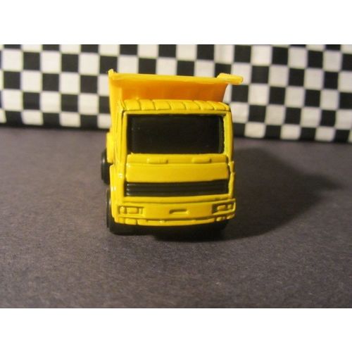 Maisto 1/64 Scale Dump Truck