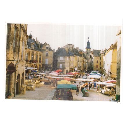 market, SARLAT, DORDOGNE, FRANCE unused vintage postcard #