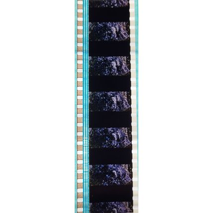 Pk GEB - Z - MIX - C 077y . 1 STRIP OF 5 - 35MM FILM CELLS. ( )