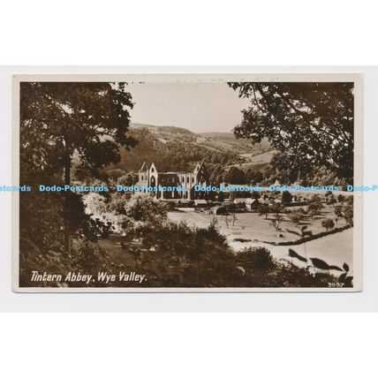 C015847 Tintern Abbey. Wye Valley. Photo Precision. English Series
