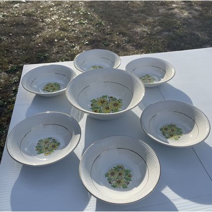 VTG MCM- 6 Coupe Cereal Bowls & 1 Serving Bowl- Staffordshire England Summertime