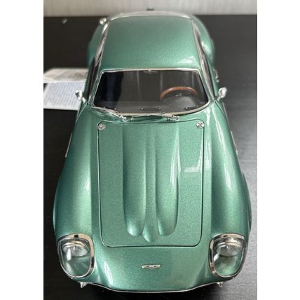 CMC M-132 Aston Martin DB4 GT Zagato 1961, Metallic Green 1:18 - VGC