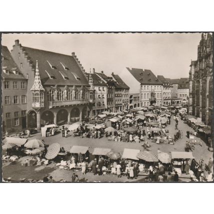Am Markttag Zwischen Münster und Kaufhaus, Freiburg, 1958 - Baumgartner Foto-AK