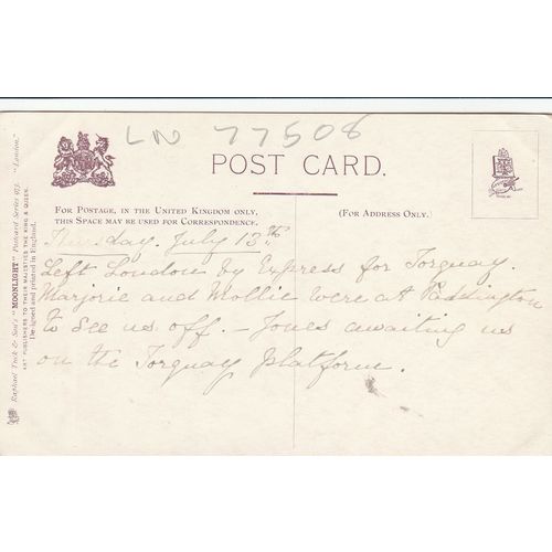 London,Trafalgar Square Postcard (LN77508)