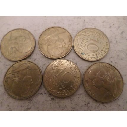 France - 30 differently dated - 10 centime coins #