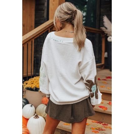 White Big Flower Pattern V Neck Drop Shoulder Sweater