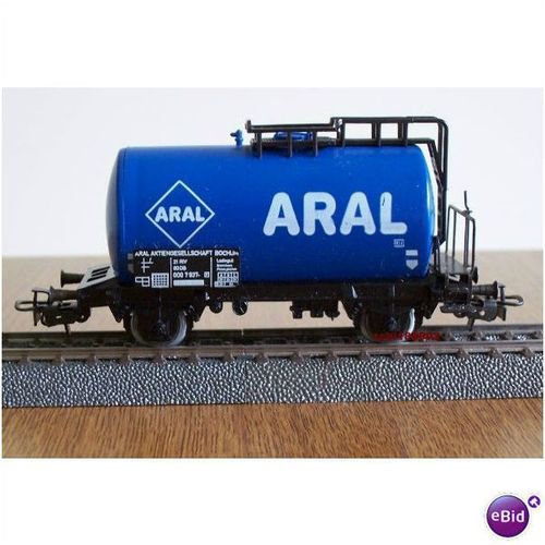 Marklin HO 4646 Aral 2 axle Tank Car in Box - Vintage