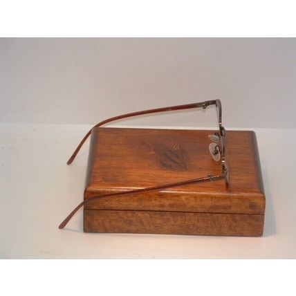 Pre-Owned Men’s Brown Frame Glasses