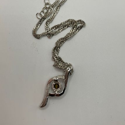 Necklace Unique Crystal Silver Tone Design #577