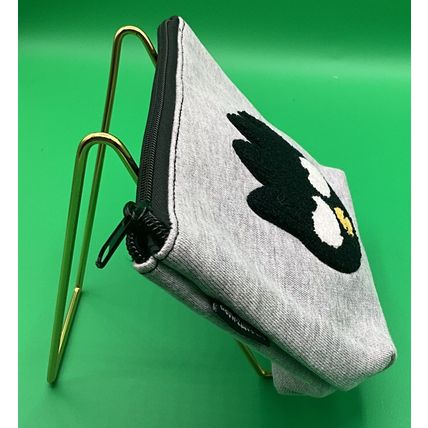 A Rare Sanrio 2016 Badtz Maru Gray Zip Makeup Cosmetic Adorable Bag
