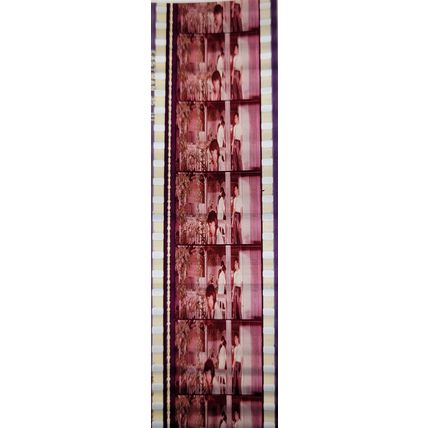 Pk DAU - A - MIX - e 0112H . 1 STRIP OF 5 - 35MM FILM CELLS. ( BB )