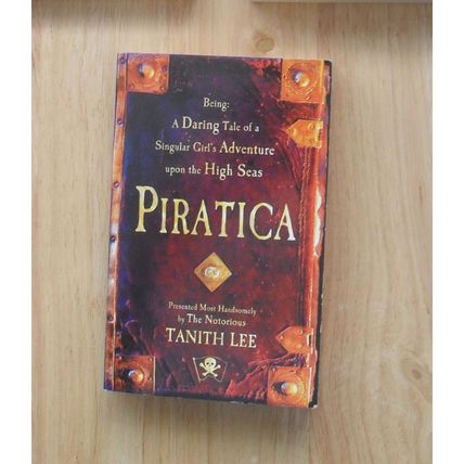 Piratica, by Tanith Lee PB | Hodder, 2004 | 0340854456 | Very good
