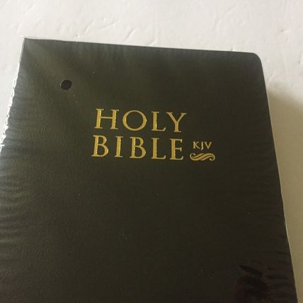 New Holy Bible Old & New Testament - Black Cover