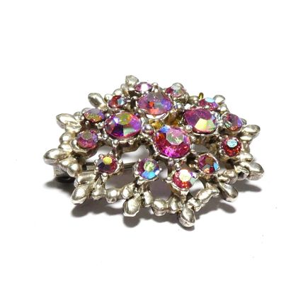 VINTAGE 1990-s Oval Silvertone Pink Aurora Borealis Rhinestone Cluster BROOCH.