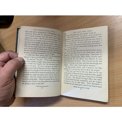 1950 JOHN BUCHAN "THE THIRTY NINE STEPS" FICTION SMALL HARDBACK BOOK (P2)