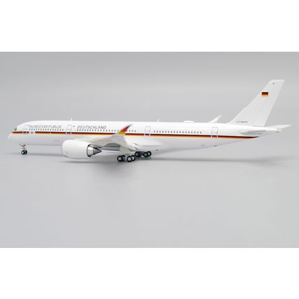 JC WINGS JCLH4246A 1/400 GERMAN AIR FORCE A350 REG: 10+01 FLAP DOWN W/ANTENNA