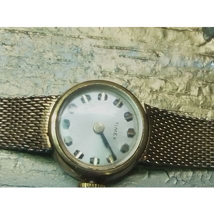 Vintage Timex Watch Women 17mm Gold Tone Mesh Band Manual Wind