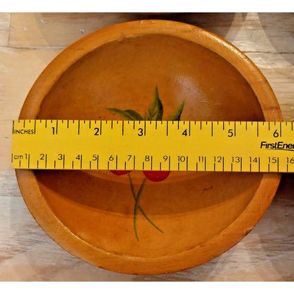 Vintage Munising Wooden Salad Bowl Brown Strawberry Design Lot Of 4 Round Shape