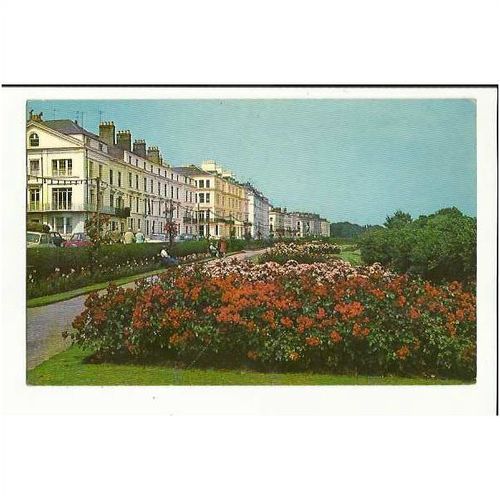 Yorkshire FILEY Crescent Gardens Postcard (WHS 1792)