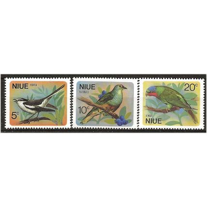 Niue 1971 Birds Set SG158-160 Unmounted Mint . .. .