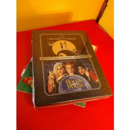 Disney Halloween GiftPack Hocus Pocus/Nightmare Before Christmas(Bluray+Digital)