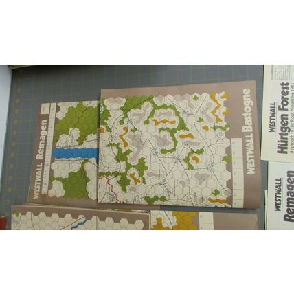 WESTWALL FOUR BATTLES TO GERMANY Plastic Tray pack SPI Avalon Hill 1975
