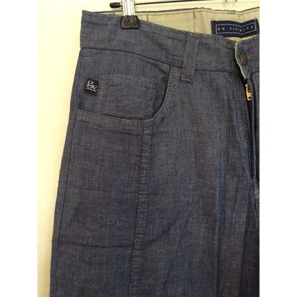 Go Vicinity Skater Mid Blue Wide Leg Vintage jeans. Size 12. Long Leg New