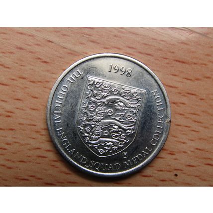 Sol Campbell The Official England Squad Medal Collection 1998 Sainsburys(e768)