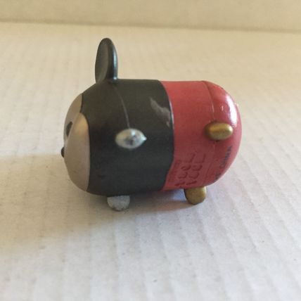 Disney Metallic Mickey Mouse 1'' Medium Tsum Tsum Figure