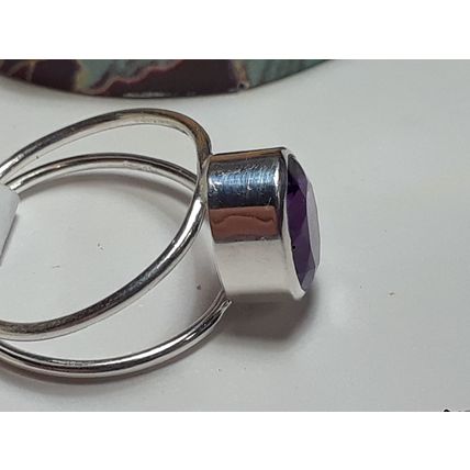2.25ct Oval Natural Amethyst bezel Sterling Silver S-8 split shank Ring #19706