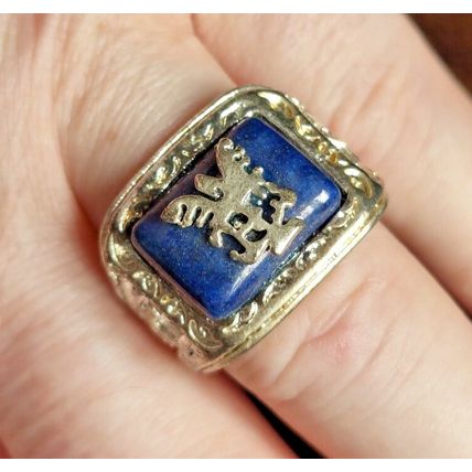 Dress Ring Vampire Clan Steel Biker Ring Size R presented in Black Velvet Bag R5