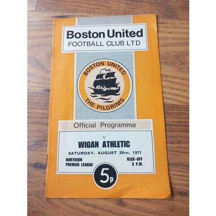 1971/72 Boston United vs Wigan Athletic - Northern Premier League * FREE P&P *
