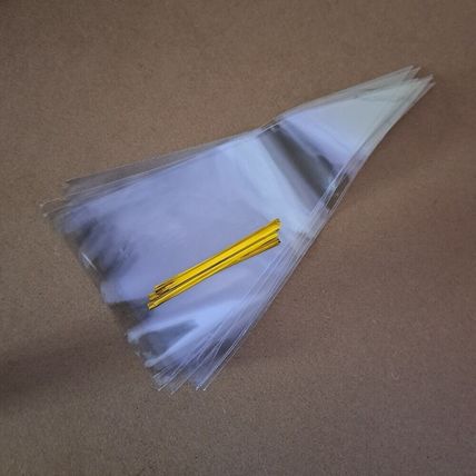Clear Cellophane Cone Bags for Sweets Cello Candy Birthday Treat Party Favour