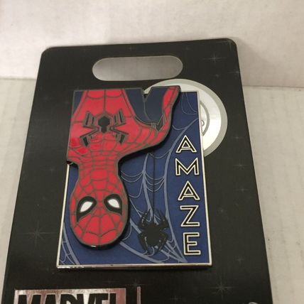 NEW Her Universe Marvel Spider-Man Amaze 2'' Pin