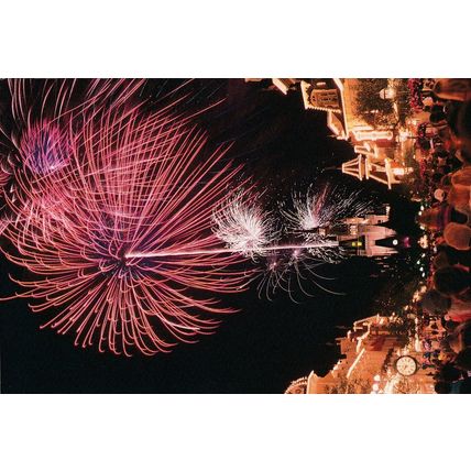 Disney World Magic Kingdom Main Street Fireworks USA Postcard posted 2001 VGC