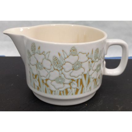 RARE Vintage 1977 Original Fleur Hornsea Gravy Jug White Gold Flowers ENGLAND