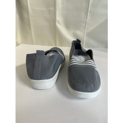 Musshoe Elastic Knit Flexible Pull On Walking Shoe/Sneakers Women's Size 11 Grey