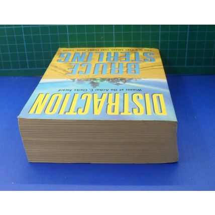 Distraction by Bruce Sterling PB VG