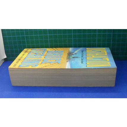 Distraction by Bruce Sterling PB VG