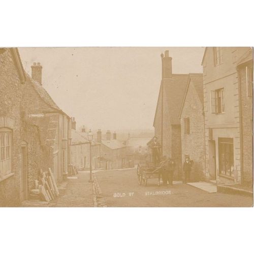 Nice Postcard Of Gold Street Stalbridge Dorset (Dor5365)