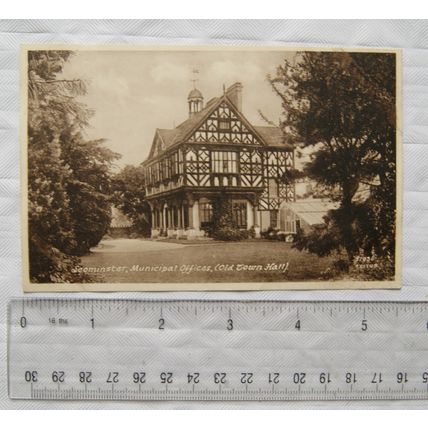 vintage Postcard Leominster, Municipal Offices ( Old Town Hall )
