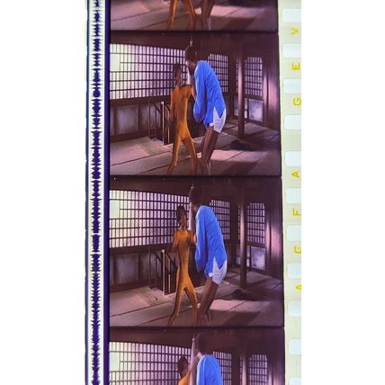 Bruce Lee. Pk VBC - A014n. 1 STRIP OF 5 - 35MM FILM CELLS