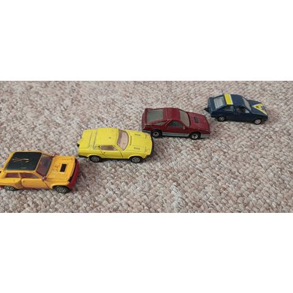 4 road toy cars