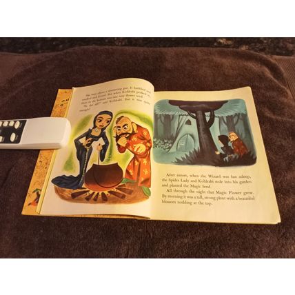 Little Golden Book Bil Baird's Whistling Wizard By Alan Stern (A) Edition 1952