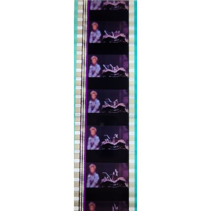 Pk GEB - B - MIX - A 012l. 1 STRIP OF 5 - 35MM FILM CELLS. ( AVP )