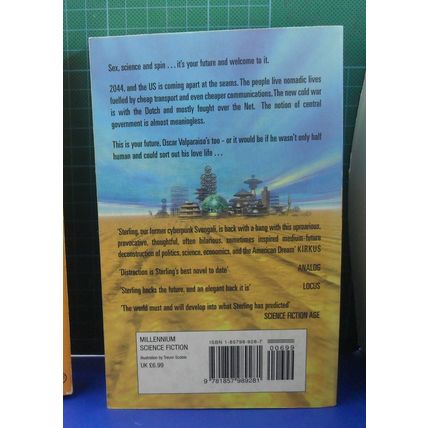 Distraction by Bruce Sterling PB VG