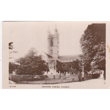 EC846 ASHFORD PARISH CHURCH. R/P POSTCARD