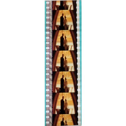 Pk GEB - P - MIX - c 066N . 1 STRIP OF 5 - 35MM FILM CELLS. ( )