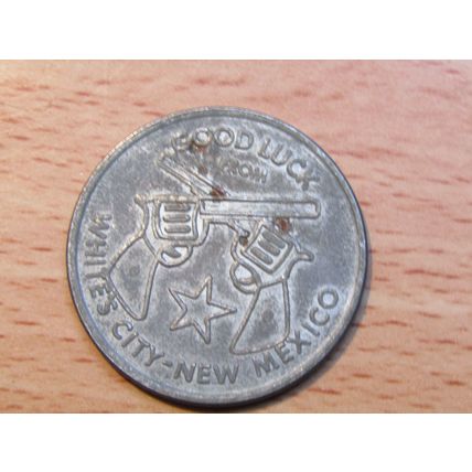Whites City - New Mexico Totem Poles Carlsbad Cavens Token (e596)