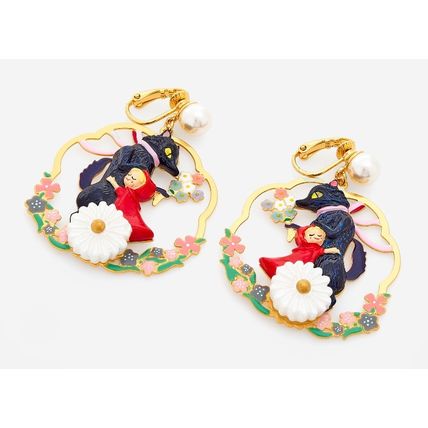 N2 LES NEREIDES Little Red Riding Hood Clip Earrings NEW (RARE & COLLECTABLE)